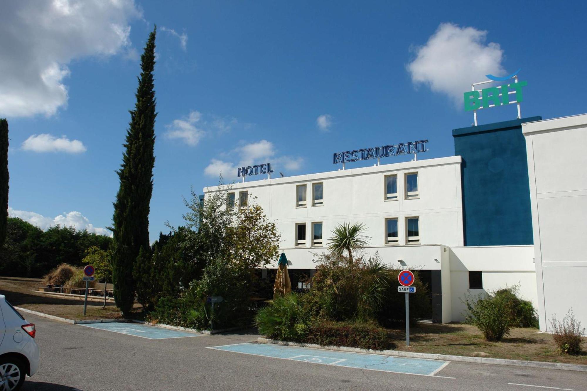 Brit Hotel Marseille Aéroport - A&S Mirabeau Kültér fotó