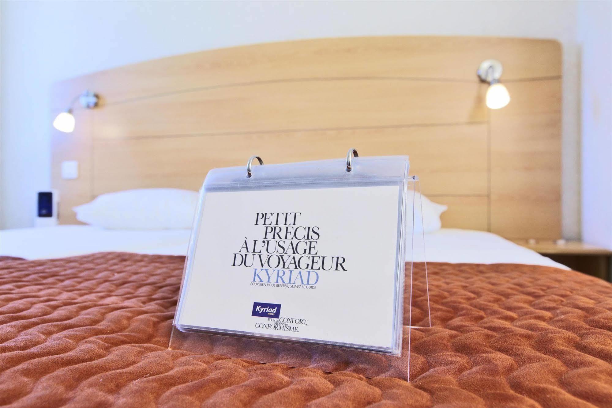 Brit Hotel Marseille Aéroport - A&S Mirabeau Kültér fotó